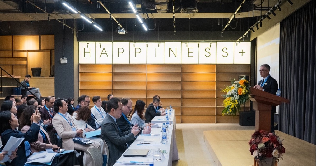 APEC Group tổ chức Tọa đàm quốc tế “Đào tạo 200.000 CEO – Kiến tạo kỷ nguyên mới”, hưởng ứng Nghị quyết 68-NQ/TW và Chương trình 10.000 CEO tinh hoa