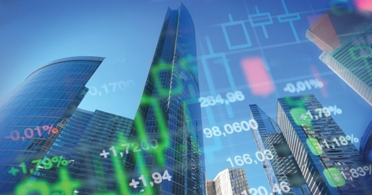 Nhộn nhịp giao dịch mua bán cổ phiếu bất động sản