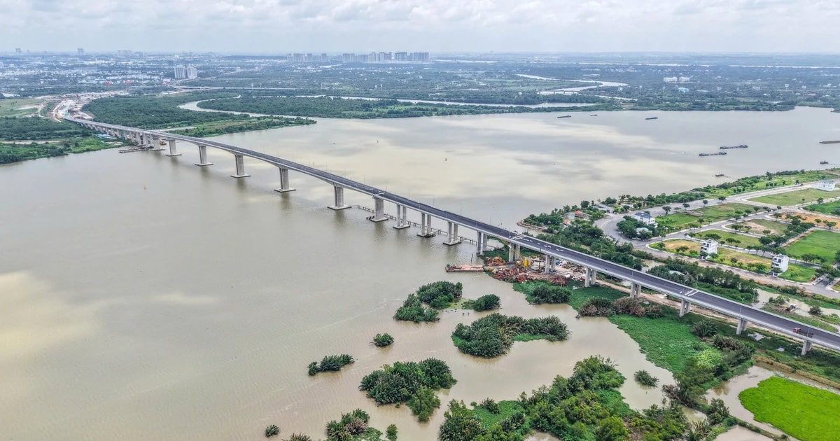 Hạ tầng "mở lối" giai đoạn tăng trưởng mới cho thị trường bất động sản