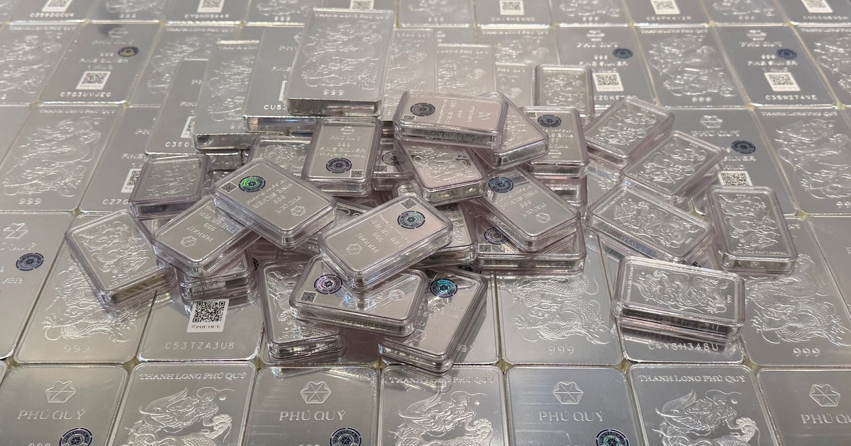 Sáng ngày 24/6: Giá bạc tiếp đà giảm