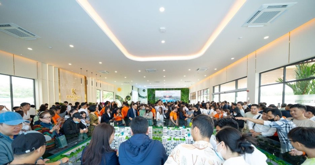 “Chen chân” tham quan căn hộ mẫu K-Home Avenue