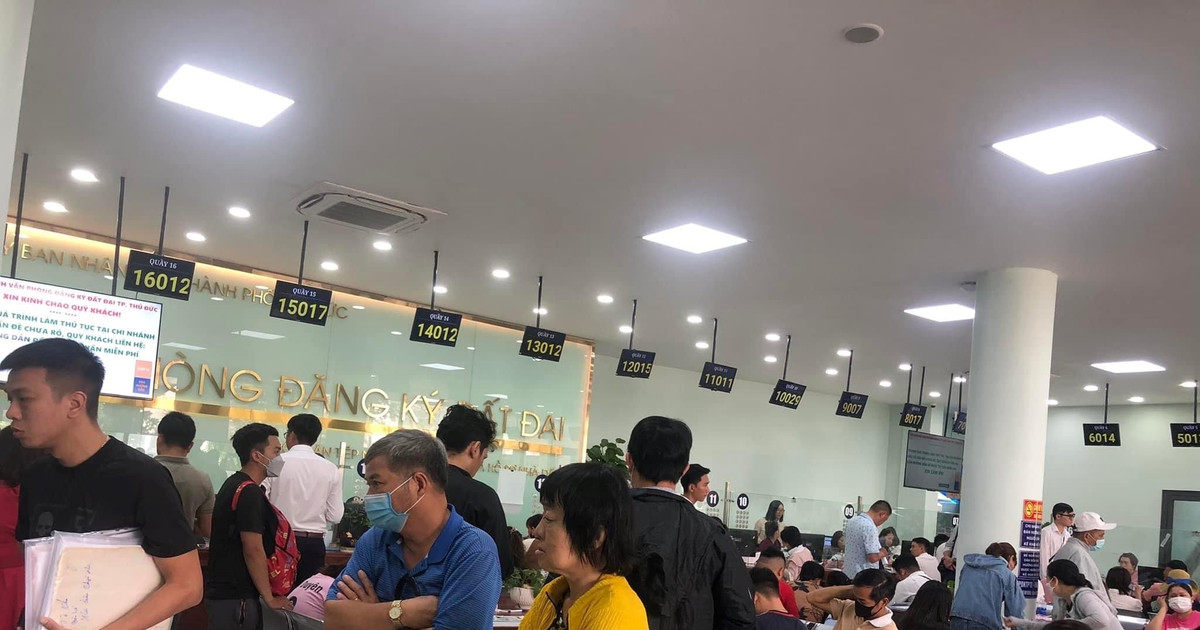 112 xã, phường tại TP. Hồ Chí Minh sẽ không còn thẩm quyền chứng thực các giao dịch tài sản từ ngày 27/4