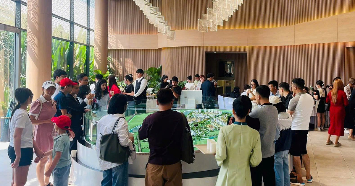 Doanh nghiệp địa ốc đồng loạt ra hàng