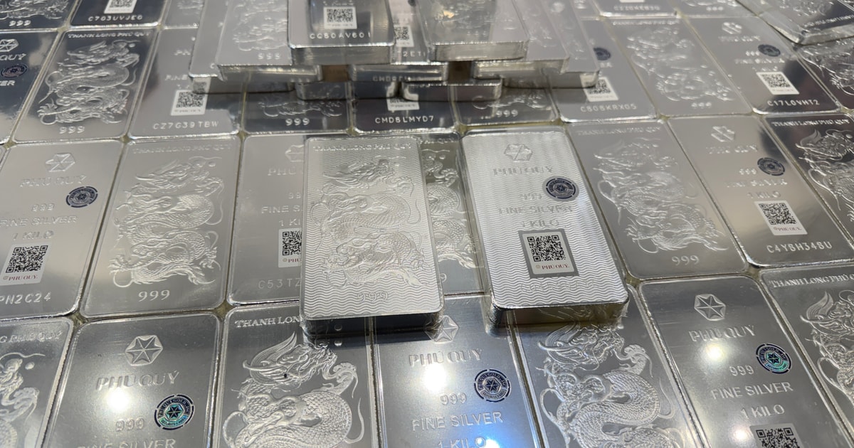 Ngày 22/4: Giá bạc giảm, bạc Phú Quý giao dịch trên 80 triệu đồng/kg