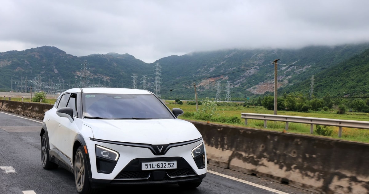 VinFast VF 7: Đi phượt tự tin, dùng hằng ngày càng đáng tiền