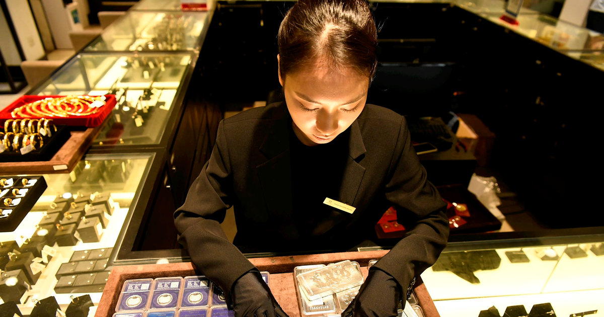 Sáng ngày 31/7: Giá bạc giao dịch sát mốc 60 triệu đồng/kg