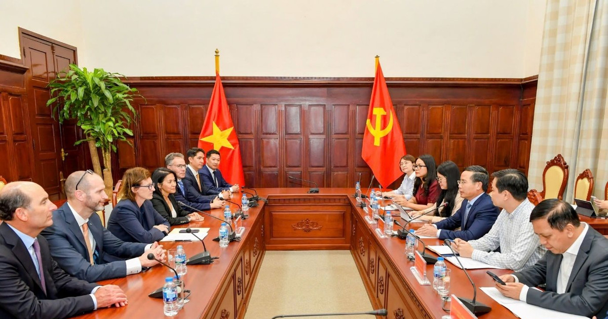Thống đốc Phạm Đức Ấn tiếp Tổng Giám đốc điều hành FTSE Russell