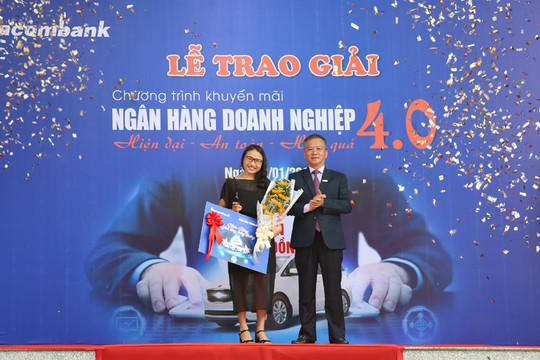 Sacombank tổ chức trao giải đặc biệt chương trình “Ngân hàng doanh nghiệp 4.0”
