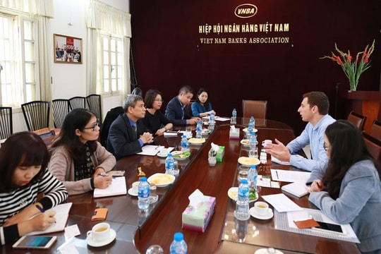 Hiệp hội Ngân hàng Việt Nam làm việc với đại sứ quán Israel