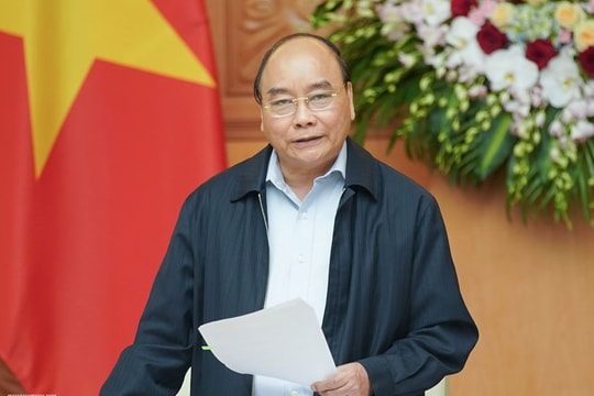 Thủ tướng chủ trì phiên họp Tiểu ban kinh tế - xã hội Đại hội XIII