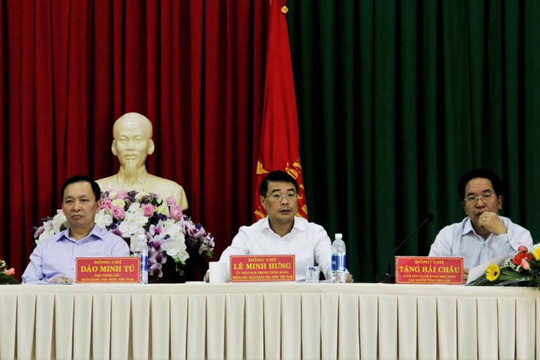 An toàn hoạt động, kiểm soát rủi ro, phòng ngừa các vi phạm trong hoạt động ngân hàng luôn phải đặt lên hàng đầu
