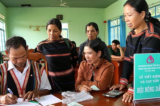 Phối hợp triển khai các giải pháp mở rộng tín dụng, góp phần hạn chế tín dụng đen