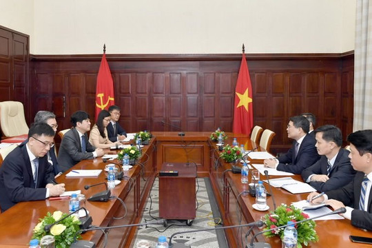 Tăng cường hợp tác giữa NHNN Việt Nam và Cơ quan Dịch vụ giám sát tài chính Hàn Quốc