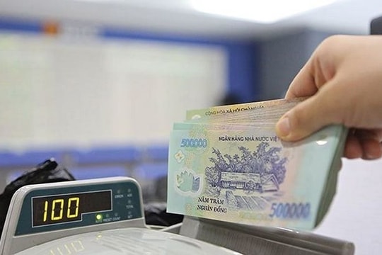 NHNN tiếp tục rút tiền khỏi lưu thông, lãi suất liên ngân hàng giảm mạnh
