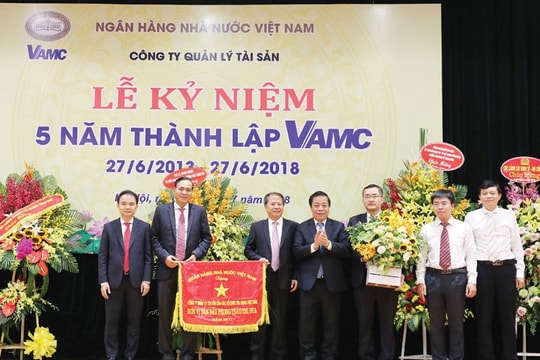 Vai trò của VAMC trong việc phát triển thị trường mua bán nợ xấu tập trung 