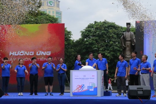 Cùng Sacombank hưởng ứng ngày không tiền mặt
