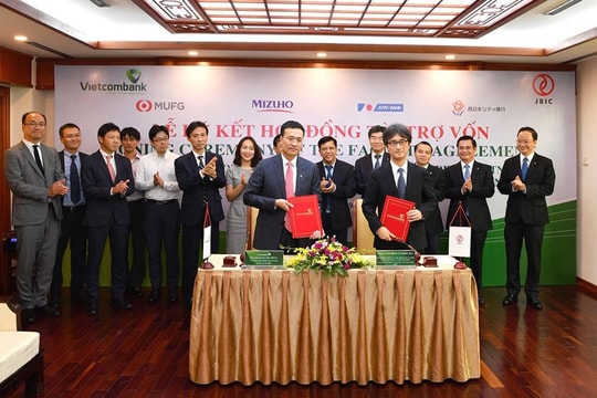 Vietcombank ký hợp đồng tín dụng 200 triệu USD hỗ trợ dự án năng lượng tái tạo với JBIC