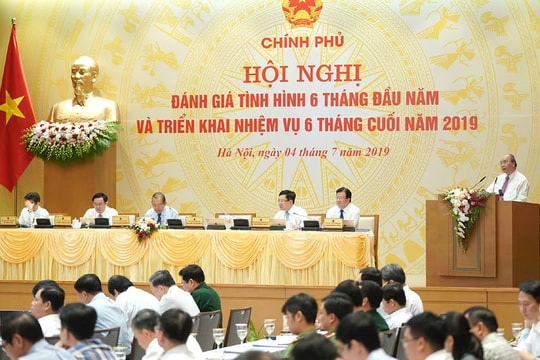 Phấn đấu tăng trưởng GDP năm 2019 từ 6,6 - 6,8%