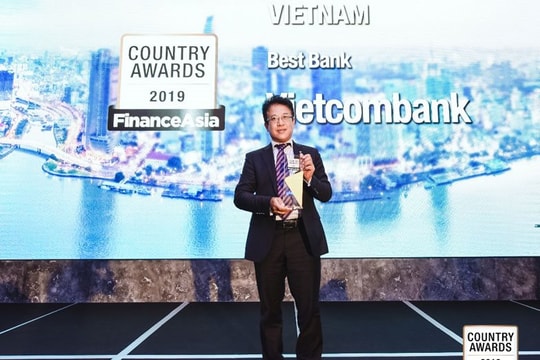 Vietcombank - “Ngân hàng tốt nhất Việt Nam năm 2019” 