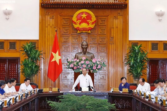 Thường trực Chính phủ họp về một số dự án hạ tầng