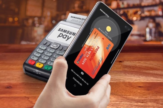 IVB hợp tác  với NAPAS ra mắt tính năng Samsung Pay cho thẻ ghi nợ nội địa Premium
