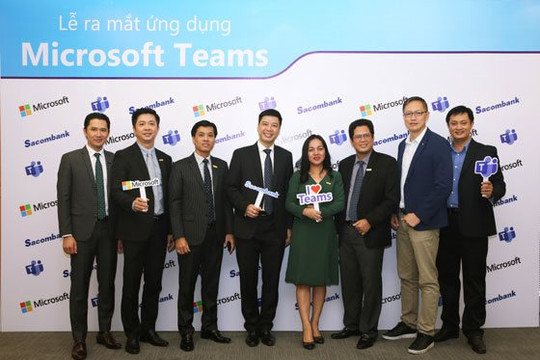 Sacombank số hóa môi trường làm việc với ứng dụng Microsoft Teams