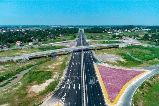Đầu tư kinh doanh cơ sở hạ tầng KCN Bạch Đằng (Quảng Ninh)