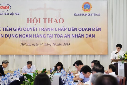 Tiếp tục khai thông vướng mắc, thúc đẩy tiến trình xử lý nợ xấu của các TCTD