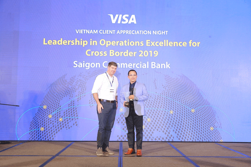 SCB tiếp tục nhận Giải thưởng về hoạt động vận hành - thẻ giao dịch tại nước ngoài 