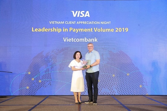 Tổ chức thẻ quốc tế Visa vinh danh Vietcombank là Ngân hàng dẫn đầu thị trường