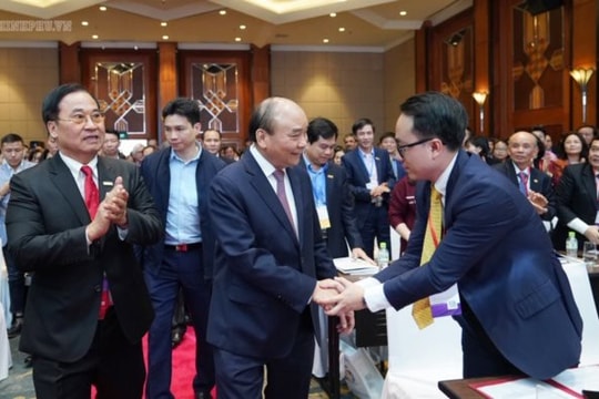 Hiệp hội Dệt may cần tiếp tục làm tốt vai trò kết nối các DN, hình thành các chuỗi giá trị gia tăng cao, chuỗi giá trị toàn cầu