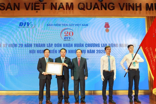 Bảo hiểm Tiền gửi Việt Nam kỷ niệm 20 năm hoạt động và đón nhận Huân chương Lao động hạng Nhì