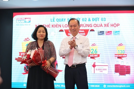 Xài thẻ Kienlongbank trúng ô tô giá trị 660 triệu đồng 