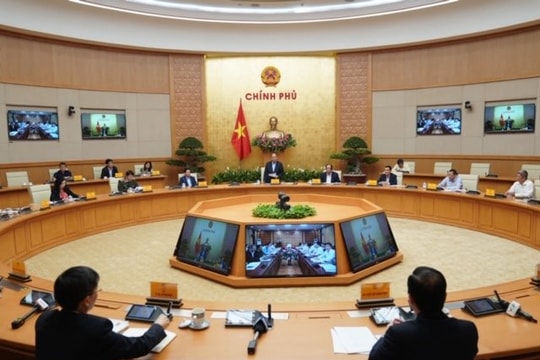 Cái gì có lợi cho người dân thì chúng ta nên thực hiện, có lợi cho doanh nghiệp, giảm chi phí thì chúng ta nên quan tâm