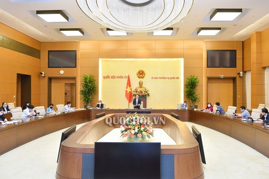 Ủy ban Pháp luật của Quốc hội thẩm tra sơ bộ dự án Luật Cư trú (sửa đổi)