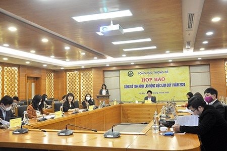 Tổng cục Thống kê: Gần 5 triệu lao động bị ảnh hưởng bởi dịch Covid-19