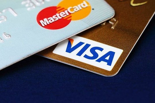 Hiệp hội Ngân hàng Việt Nam kiến nghị Visa, MasterCard miễn, giảm một số loại phí giao dịch thẻ