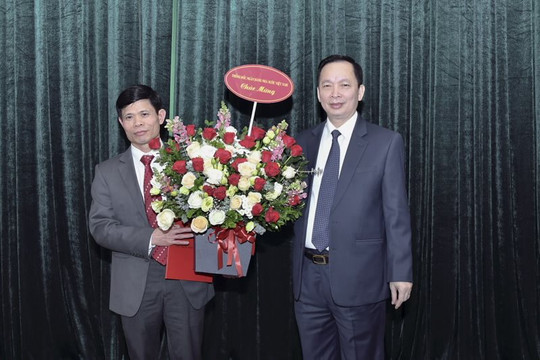 Công bố Quyết định giao quyền Chánh Văn phòng NHNN