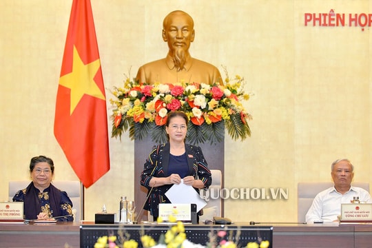 Bế mạc phiên họp thứ 45 của Ủy ban Thường vụ Quốc hội