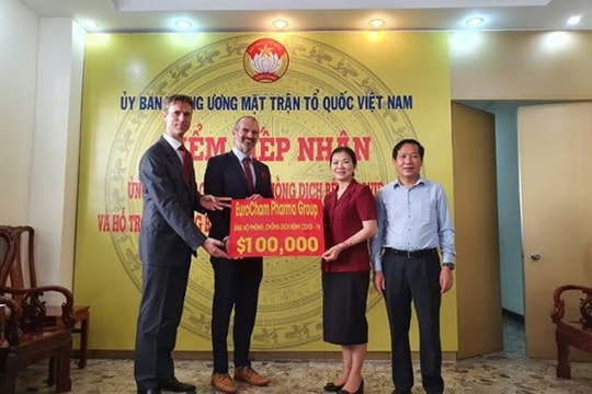 EuroCham Pharma Group ủng hộ 100.000 USD phòng chống dịch Covid-19 tại Việt Nam
