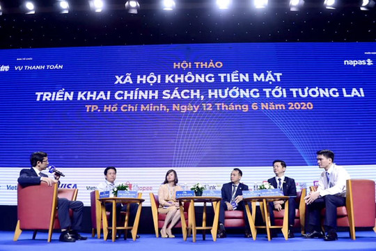 Xã hội không tiền mặt: Triển khai chính sách, hướng tới tương lai