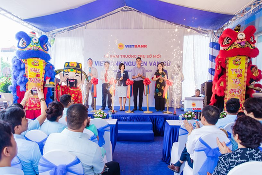 Vietbank Nguyễn Văn Cừ khai trương trụ sở mới