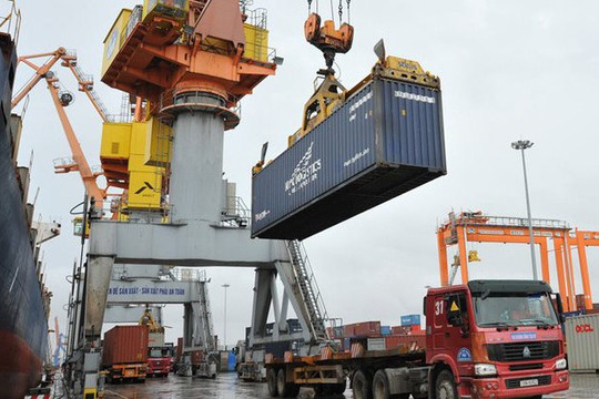 Việt Nam xuất siêu 4 tỷ USD