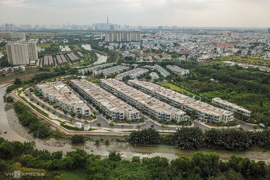 Nhà liền thổ Sài Gòn lập mặt bằng giá mới