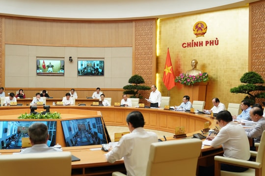 Thủ tướng: Thúc đẩy giải ngân vốn đầu tư công tốt hơn nữa