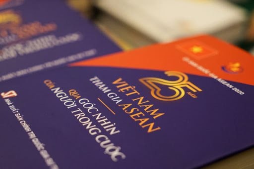 Ra mắt sách về 25 năm Việt Nam tham gia ASEAN