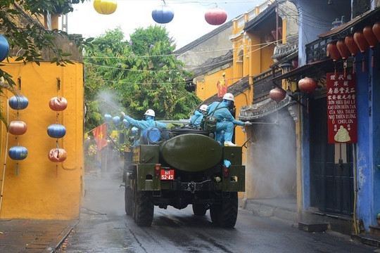 Thần tốc, cương quyết, dồn mọi nguồn lực xử lý triệt để “ổ dịch”
