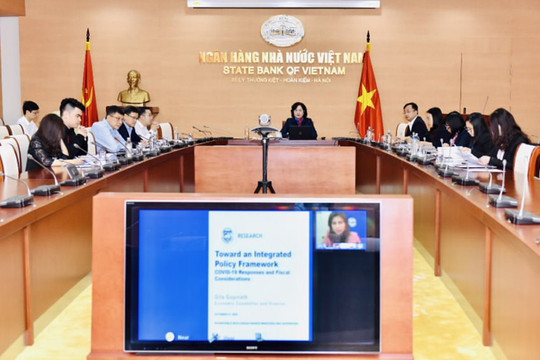 Phó Thống đốc Nguyễn Thị Hồng tham dự và phát biểu tại Hội nghị bàn tròn giữa Tổng Giám đốc IMF với các nước ASEAN