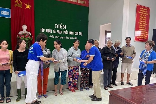 Quỹ Từ thiện Hành trình Xanh và NCB chung tay cùng miền Trung vượt qua khó khăn