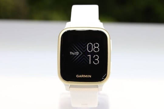 Garmin giới thiệu đồng hồ thông minh có GPS, đo nhịp tim nhiều lần mỗi giây